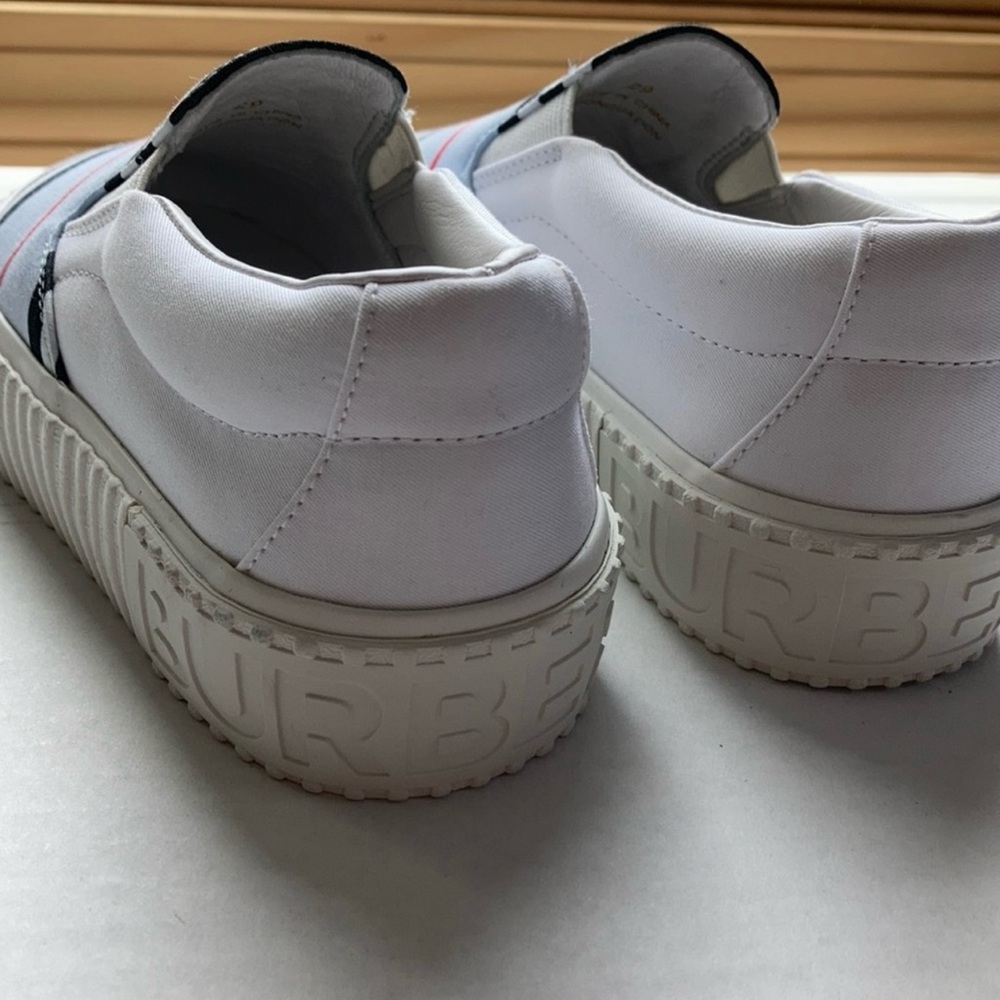 Burberry Striped Slip-On Sneakers - Picture 2 of 6